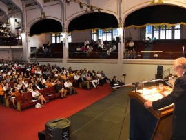 469 mujeres, 154 hombres y 27 trabajadores/as extranjeros, recibieron hoy su certificado, que valida sus habilidades y experiencia. 14-3-2019

Fotos: Mabel Maldonado